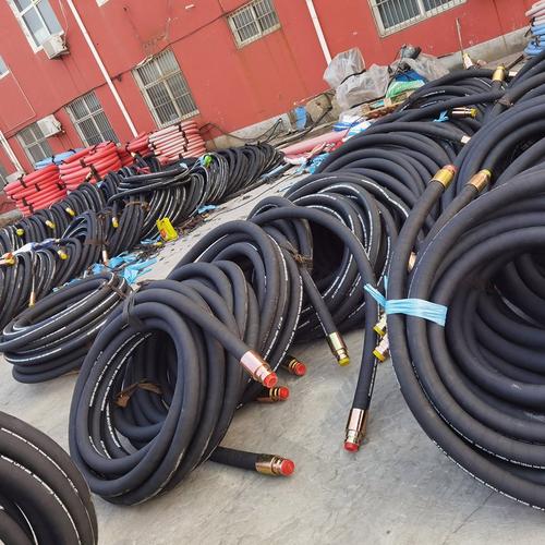 哪位老師有關于井下高壓膠管的安裝使用規(guī)范或安全注意事項啊,謝謝了... 哪位老師有關于井下高壓膠管的安裝使用規(guī)范或安全注意事項啊,謝謝了...