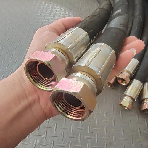 液壓軟管的特點(diǎn)和用途 液壓軟管使用注意 液壓軟管的特點(diǎn)和用途 液壓軟管使用注意